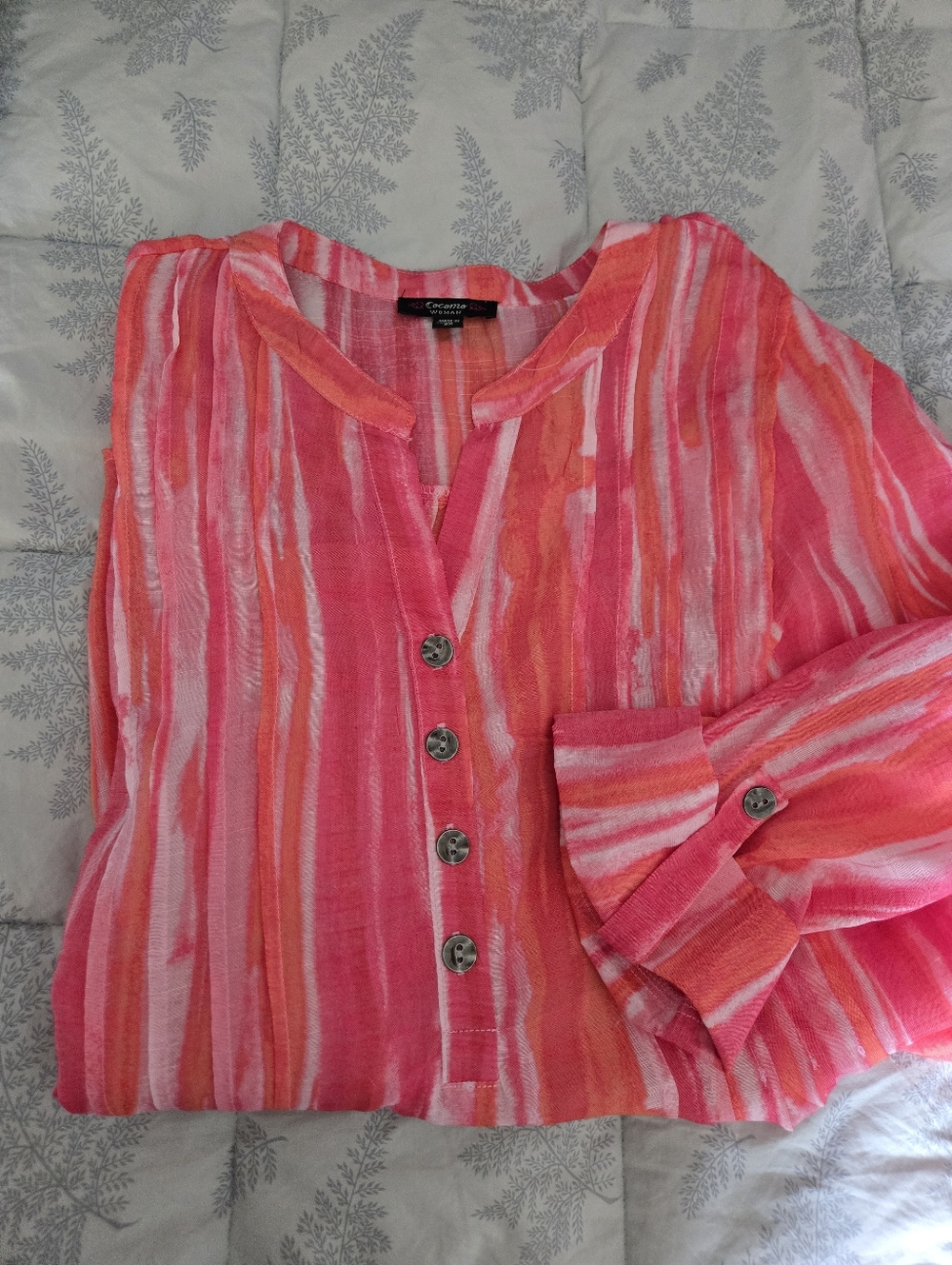 LOT OF 6 PLUS SIZE SHIRTS NEW OR LIKE NEW TORRID LANE BRYANT AND MORE